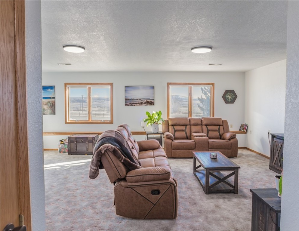 Bridger, Montana 59014, United States, 4 Bedrooms Bedrooms, ,3 BathroomsBathrooms,Residential,Active,251557