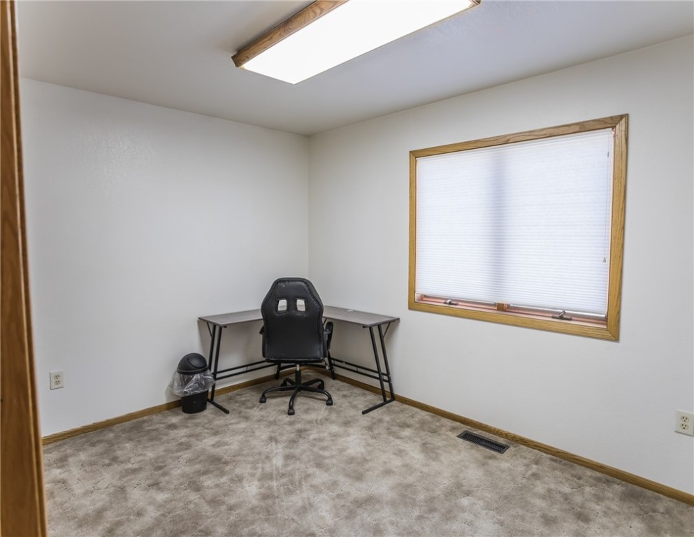 Bridger, Montana 59014, United States, 4 Bedrooms Bedrooms, ,3 BathroomsBathrooms,Residential,Active,251557