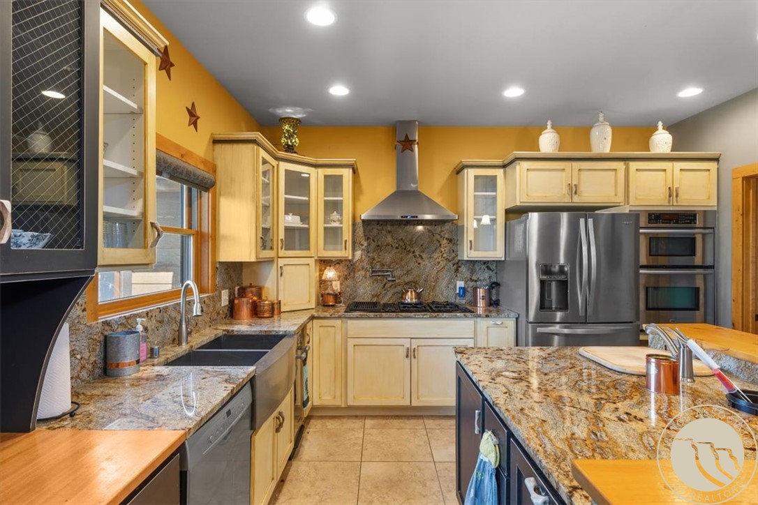 4545 High Trail Rd Road