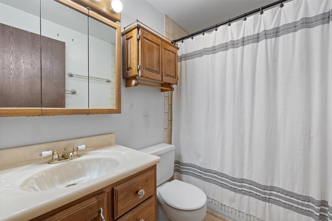 2744 Phyllis Circle S