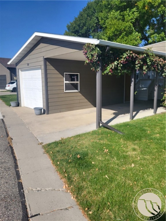 3819 SANDPIPER Lane