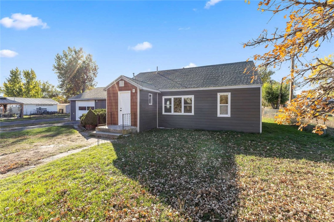 214 Riverside Road