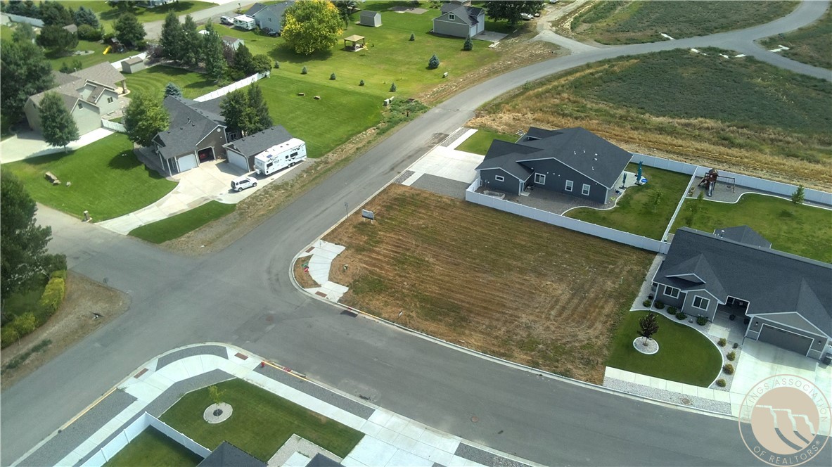 5208 Dovetail Avenue