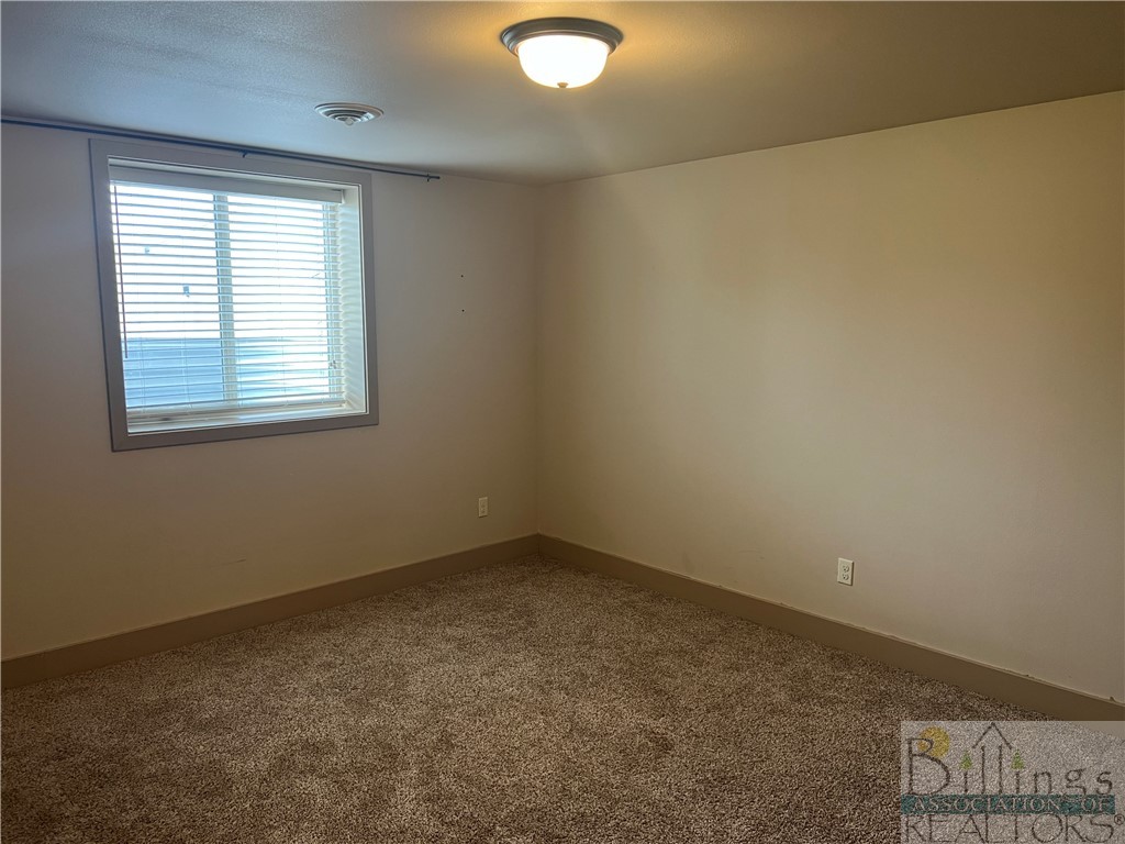 Billings, Montana 59106, United States, 4 Bedrooms Bedrooms, ,3 BathroomsBathrooms,Residential,Pending,53301
