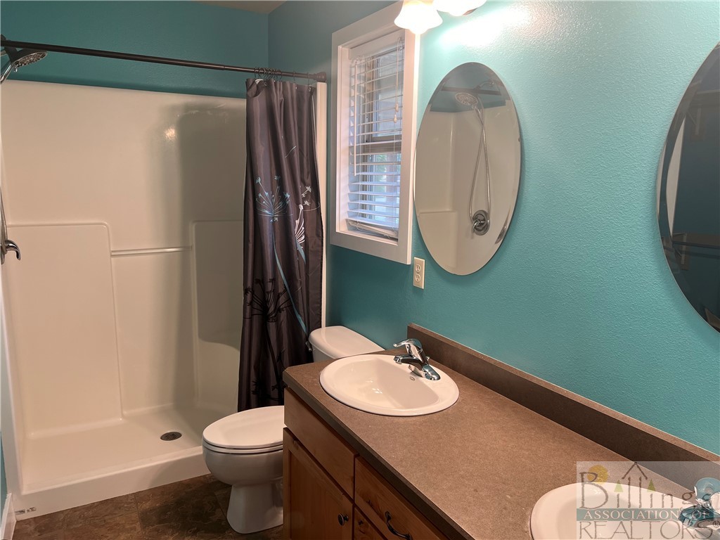 Billings, Montana 59106, United States, 4 Bedrooms Bedrooms, ,3 BathroomsBathrooms,Residential,Pending,53301