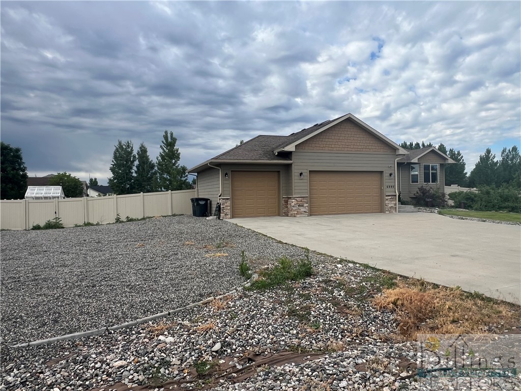 Billings, Montana 59106, United States, 4 Bedrooms Bedrooms, ,3 BathroomsBathrooms,Residential,Pending,53301