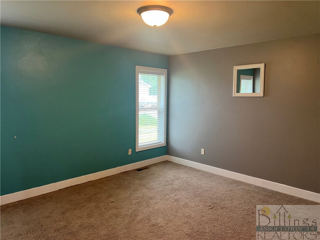 Billings, Montana 59106, United States, 4 Bedrooms Bedrooms, ,3 BathroomsBathrooms,Residential,Pending,53301