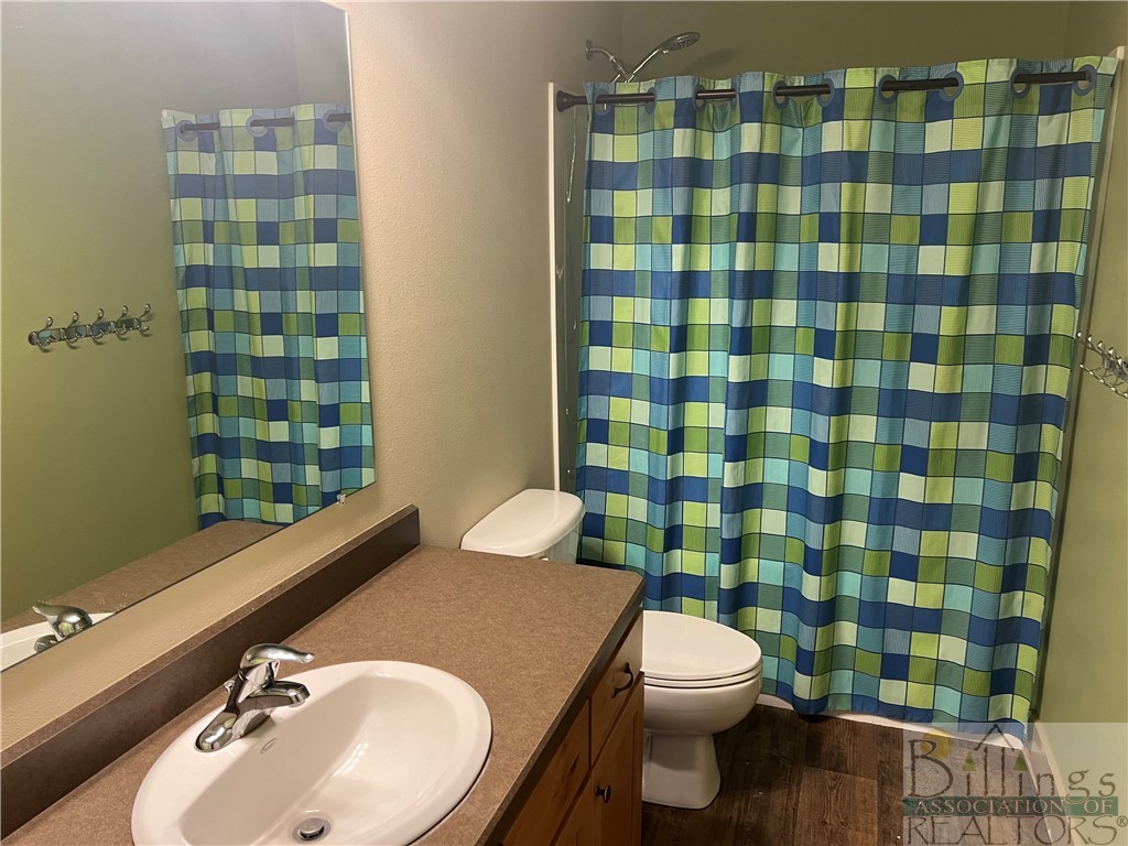 Billings, Montana 59106, United States, 4 Bedrooms Bedrooms, ,3 BathroomsBathrooms,Residential,Pending,53301