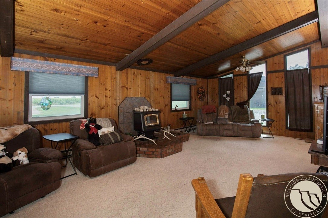 1208 S 56th Street W