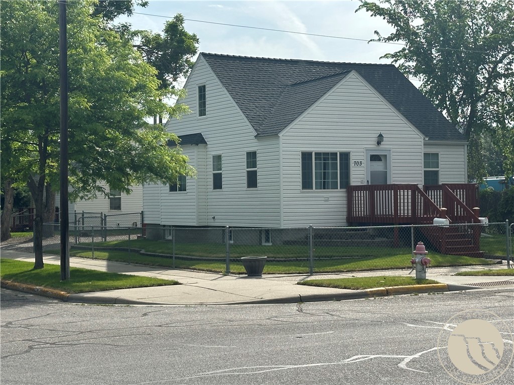 703 S 28th STREET
