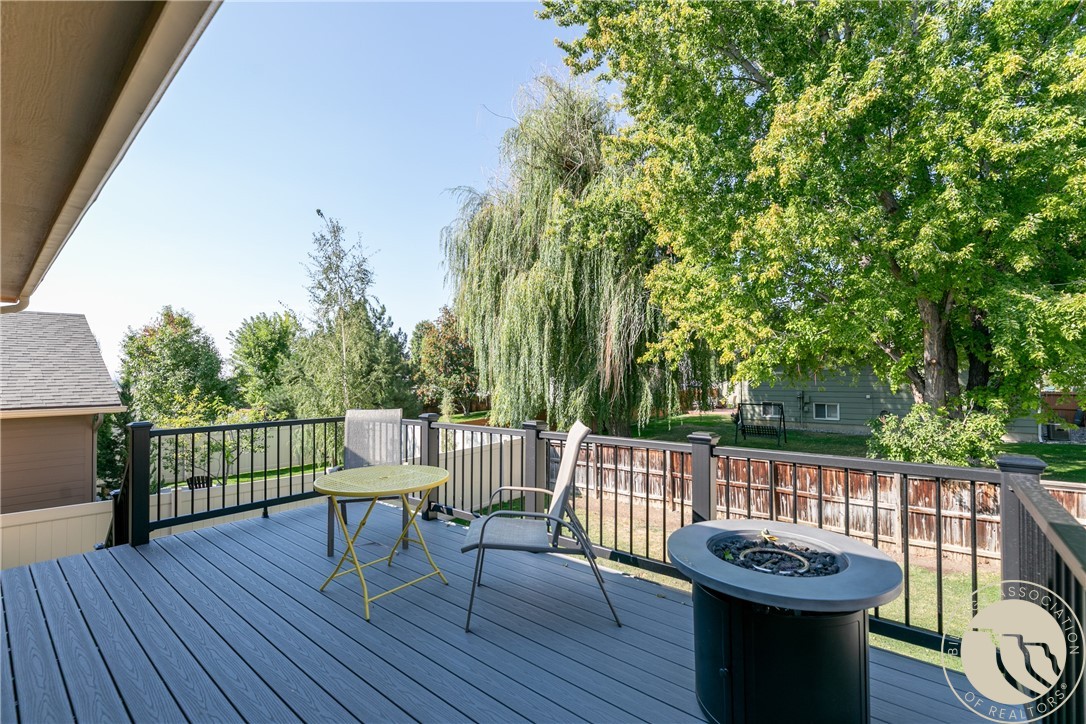 Billings, Montana 59102, United States, 3 Bedrooms Bedrooms, ,2 BathroomsBathrooms,Residential,Contingent,206645