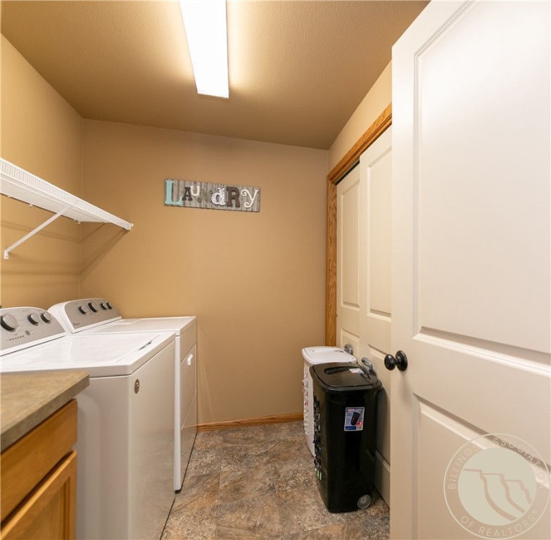 Billings, Montana 59102, United States, 3 Bedrooms Bedrooms, ,2 BathroomsBathrooms,Residential,Contingent,206645