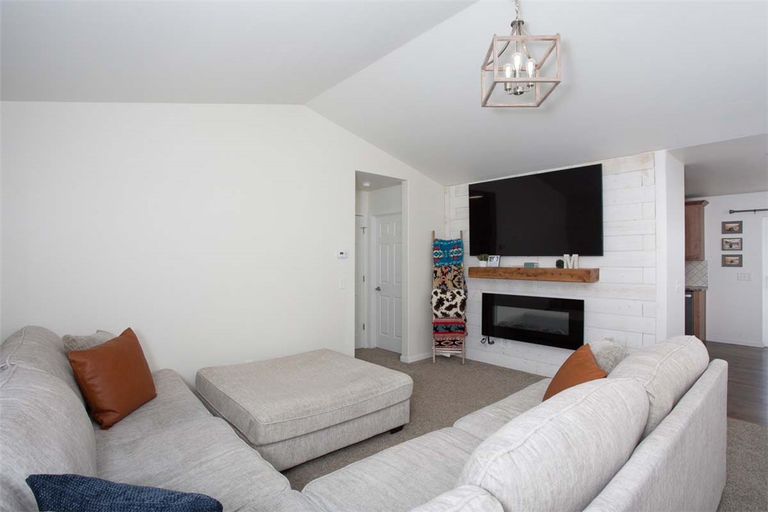 2994 W Copper Ridge Loop