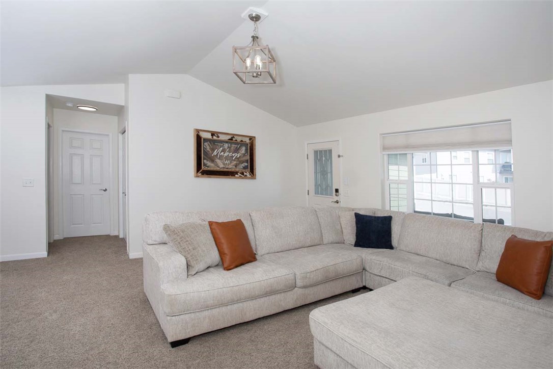 2994 W Copper Ridge Loop