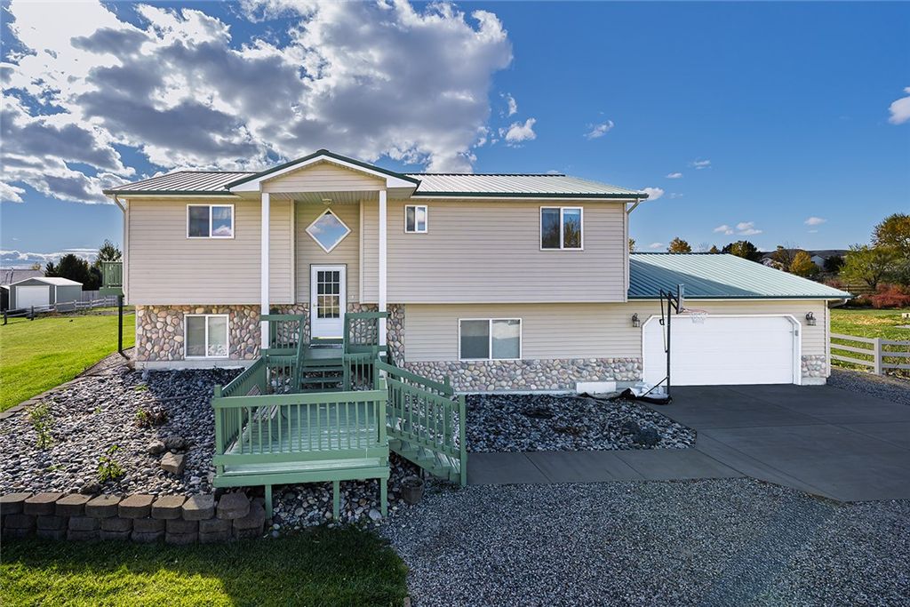 Photo of 8650 Longmeadow Drive, Billings, MT 59106 (MLS # 356322)