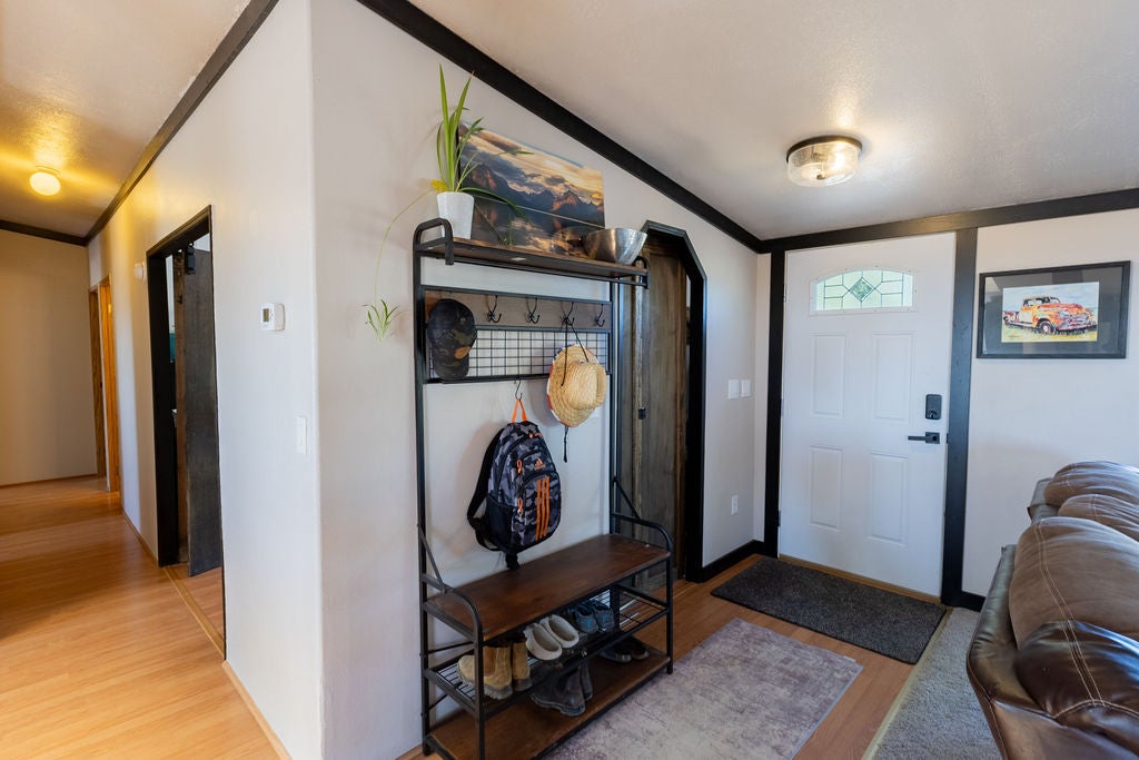 4646 Clapper Flat Road
