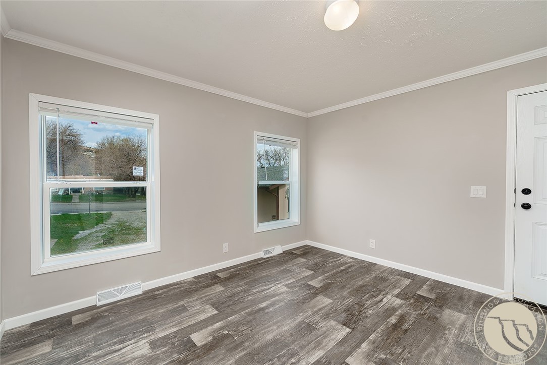 2310 11th Avenue N 101, 201, 202
