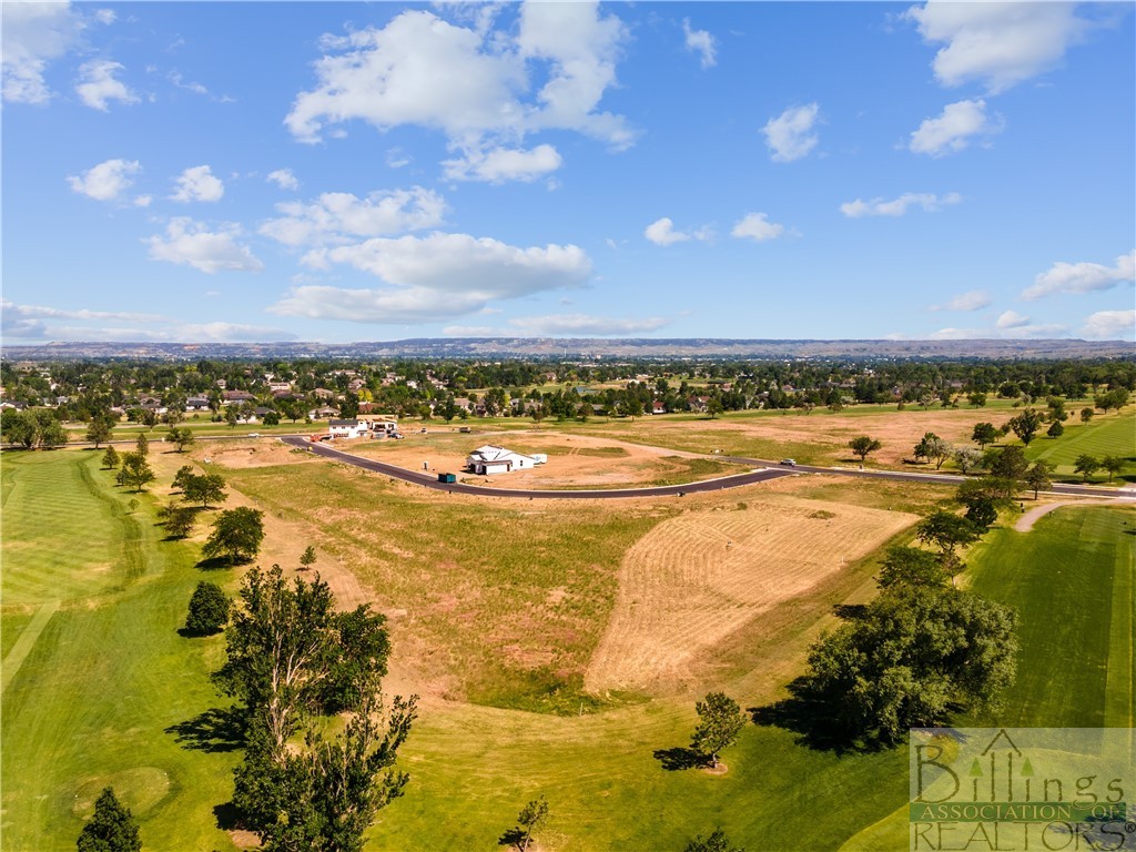 511 Winged Foot Drive