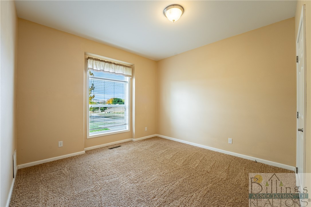 Columbus, Montana 59019, United States, 3 Bedrooms Bedrooms, ,2 BathroomsBathrooms,Residential,Contingent,36955