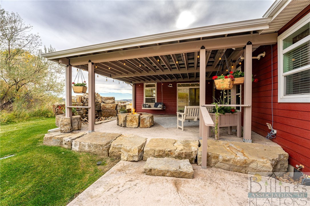 Columbus, Montana 59019, United States, 3 Bedrooms Bedrooms, ,2 BathroomsBathrooms,Residential,Contingent,36955