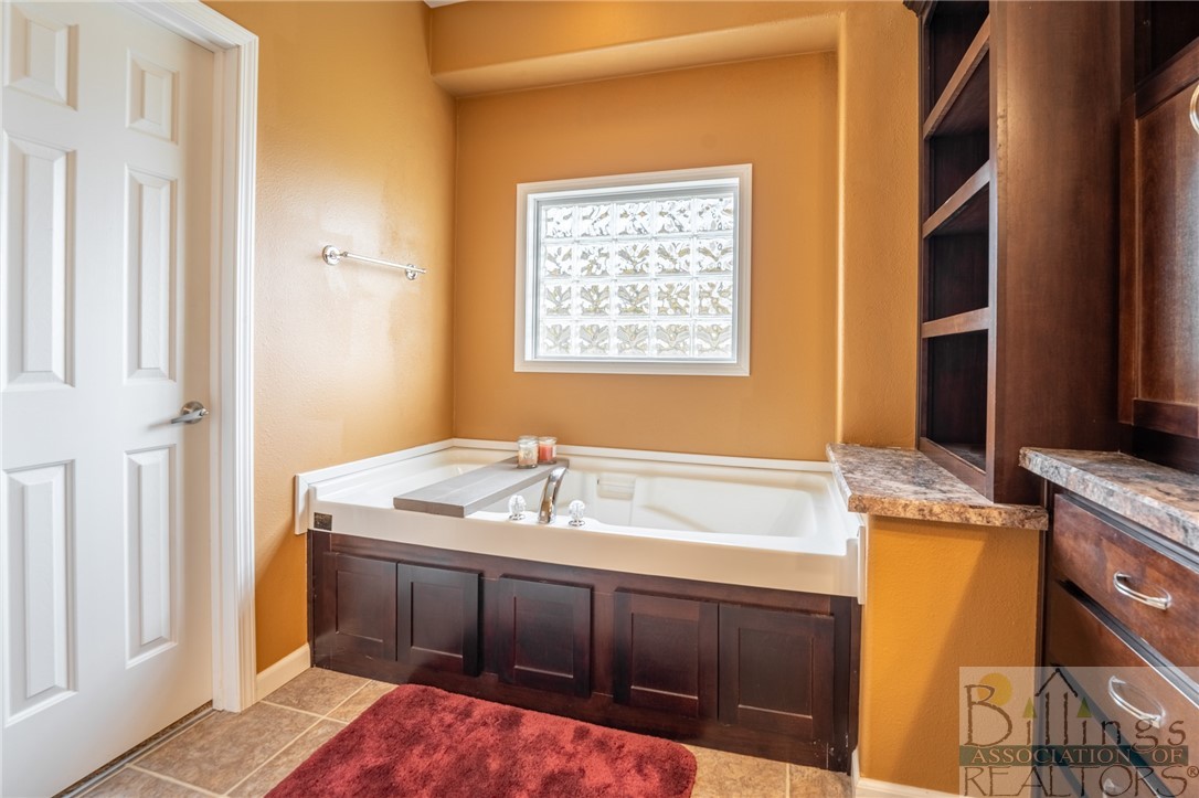 Columbus, Montana 59019, United States, 3 Bedrooms Bedrooms, ,2 BathroomsBathrooms,Residential,Contingent,36955