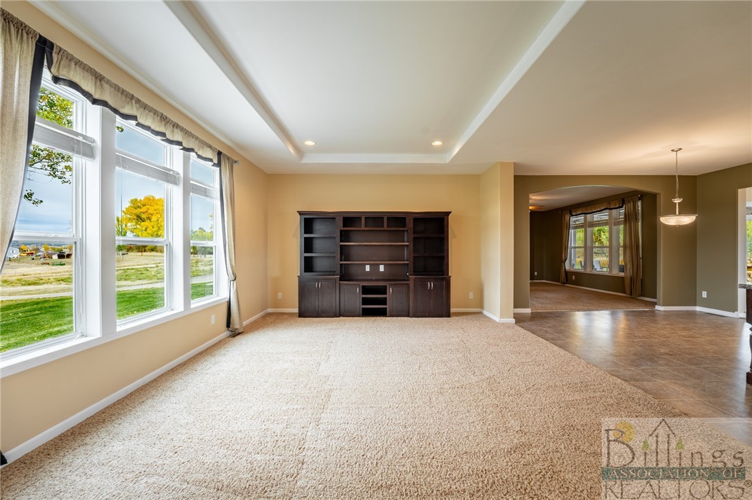 Columbus, Montana 59019, United States, 3 Bedrooms Bedrooms, ,2 BathroomsBathrooms,Residential,Contingent,36955