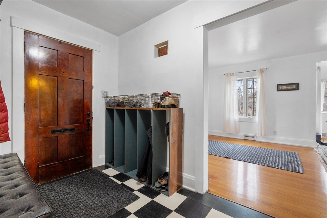 240 Beverly Hill Boulevard