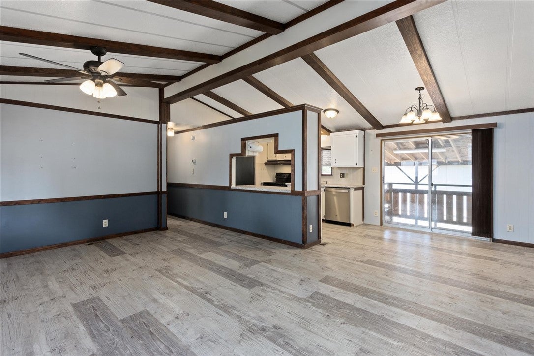 5 Rodeo Place