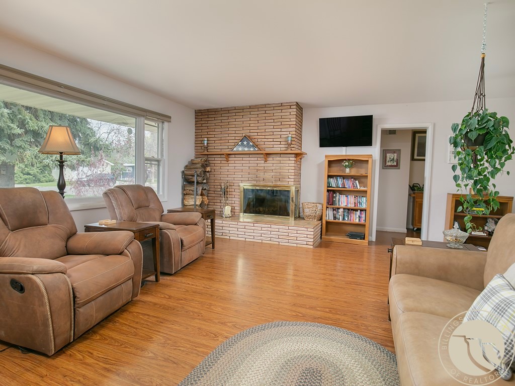 1220 Ponderosa Drive