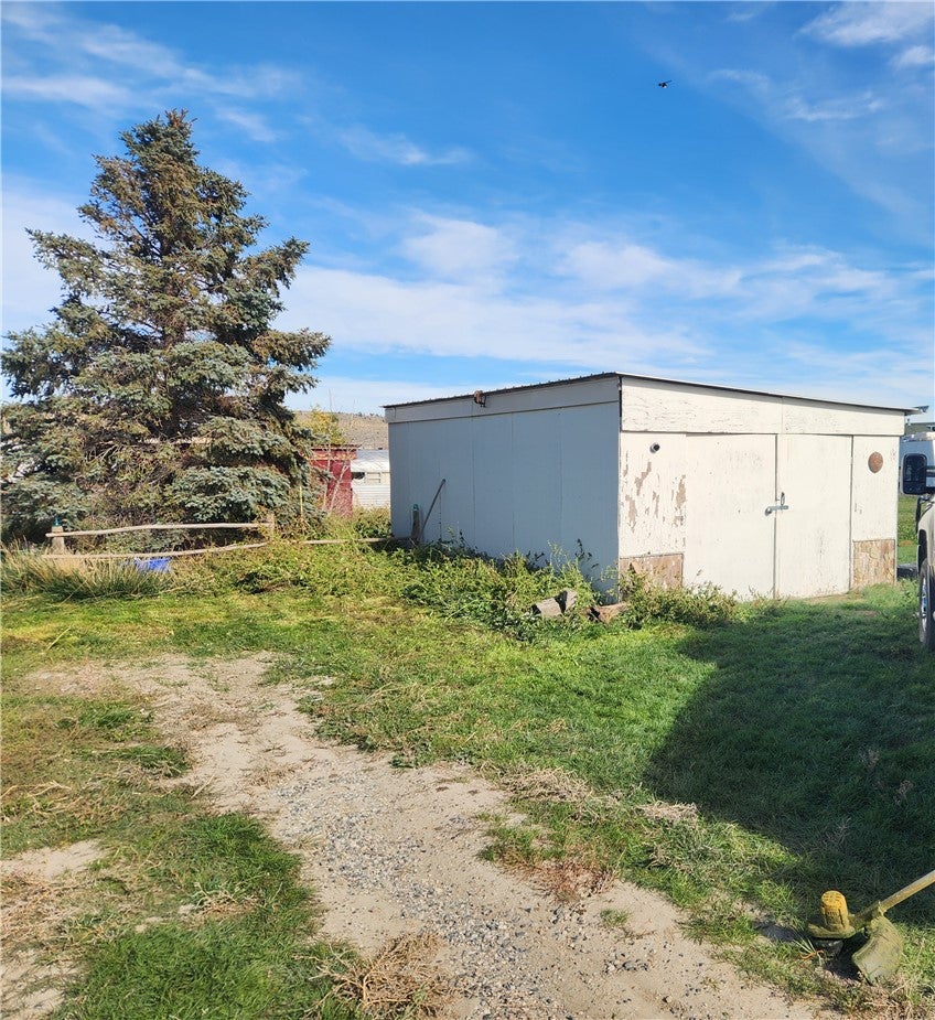 7915 & 7921 Lewis Avenue