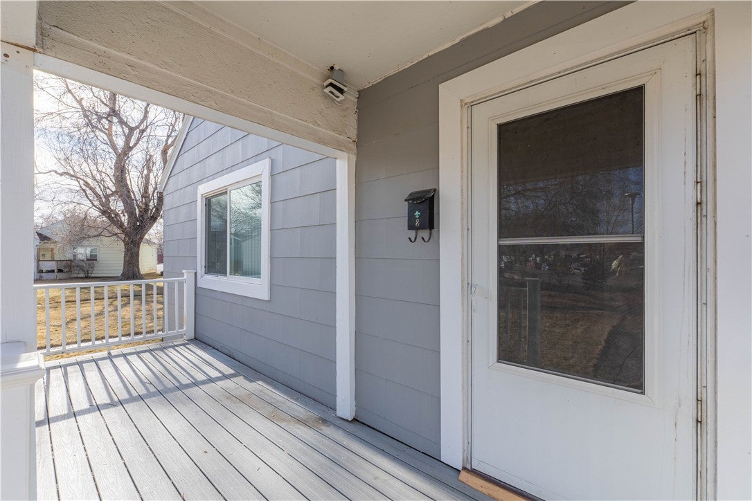 632 Saint Johns Ave 8
