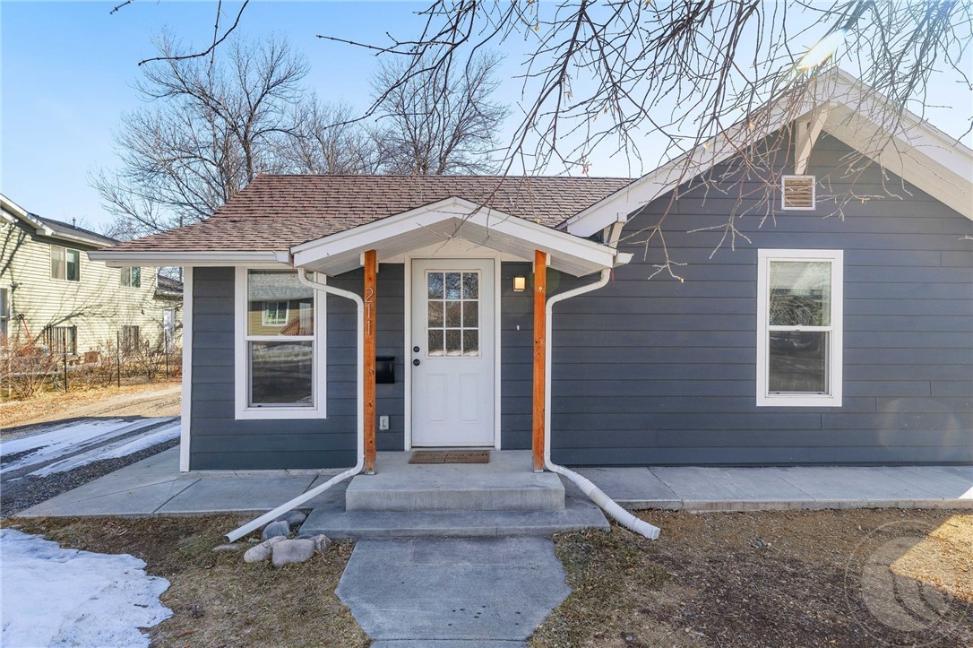 211 Woodland Avenue