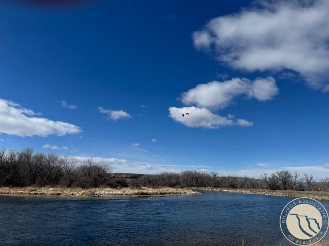 10674 & 10676 HIGHWAY 313 S Highway 313