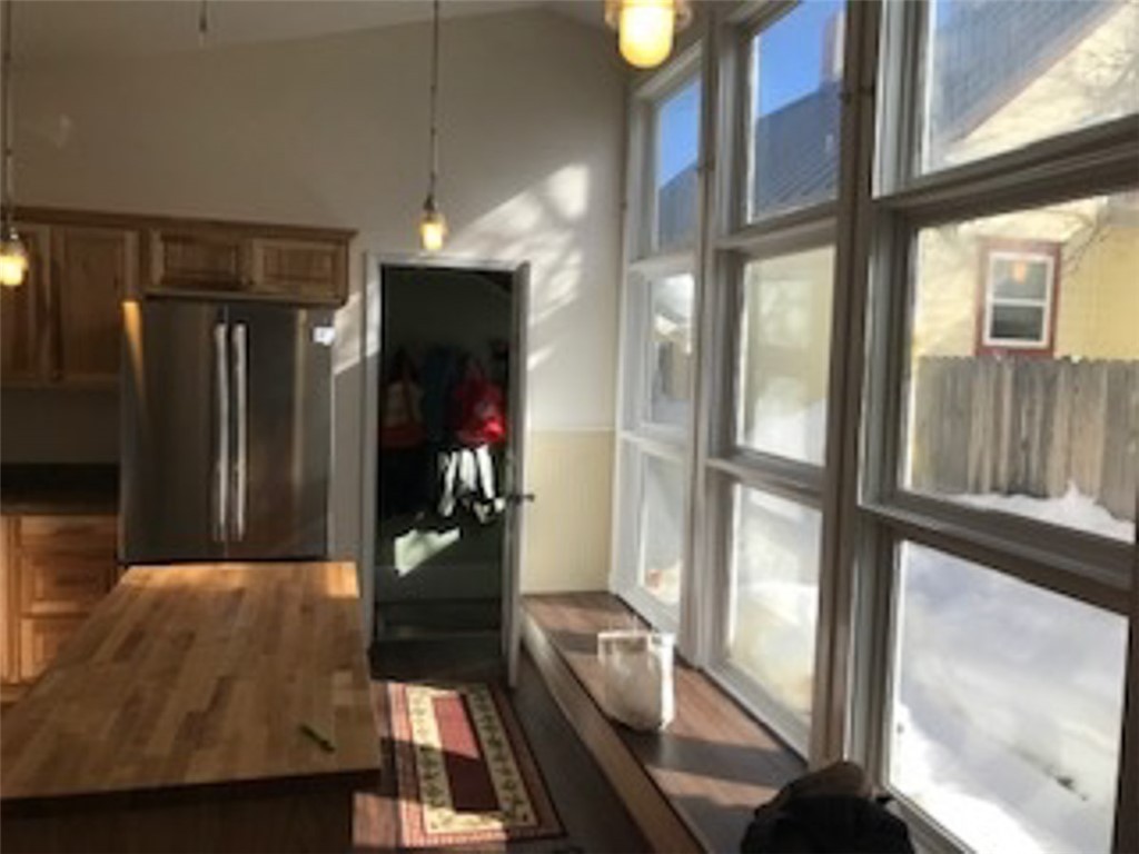 215 S Broadway (2 HOUSES/DUPLEX) Avenue