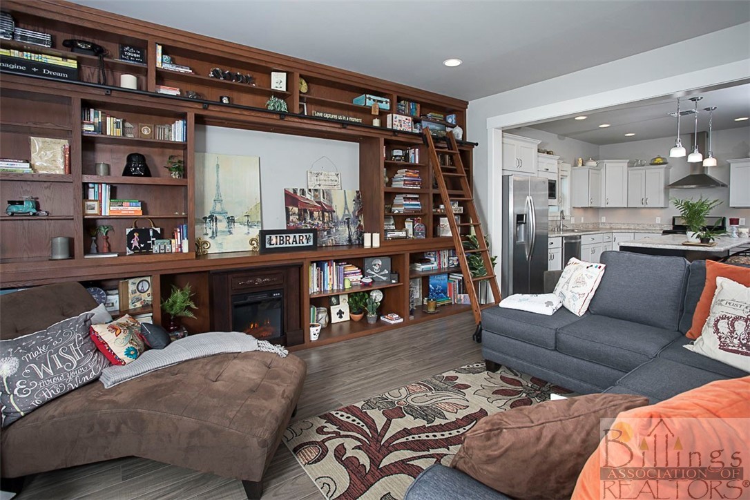 Billings, Montana 59101, United States, 3 Bedrooms Bedrooms, ,3 BathroomsBathrooms,Residential,Contingent,58813