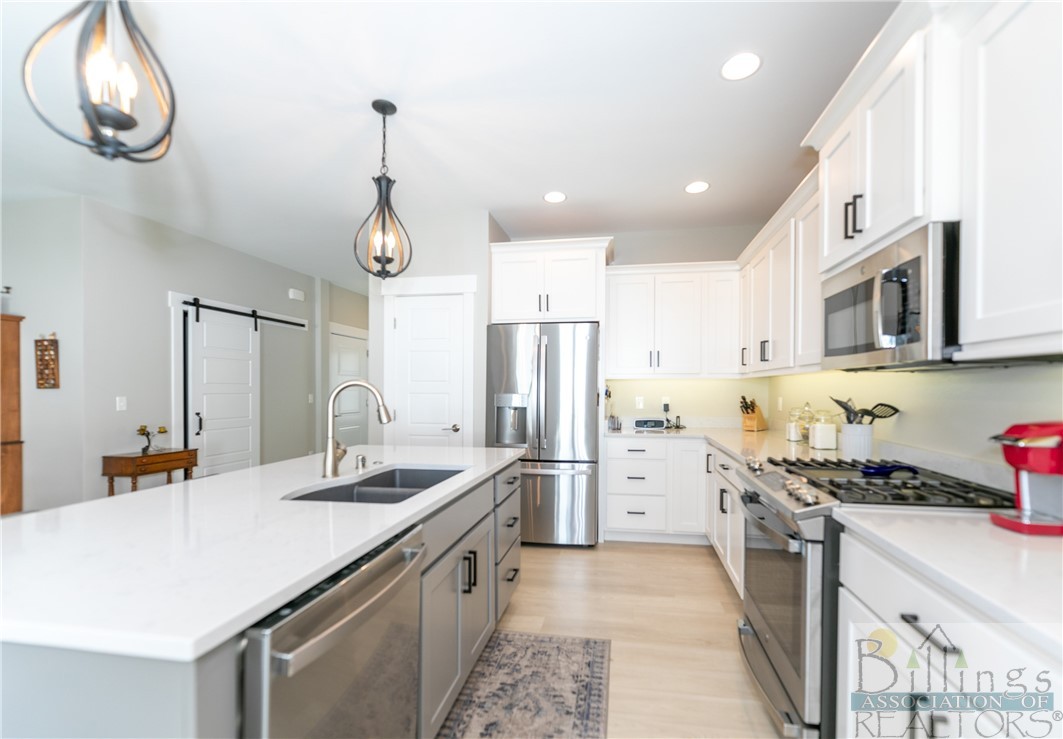 Billings, Montana 59106, United States, 3 Bedrooms Bedrooms, ,2 BathroomsBathrooms,Residential,Pending,51299