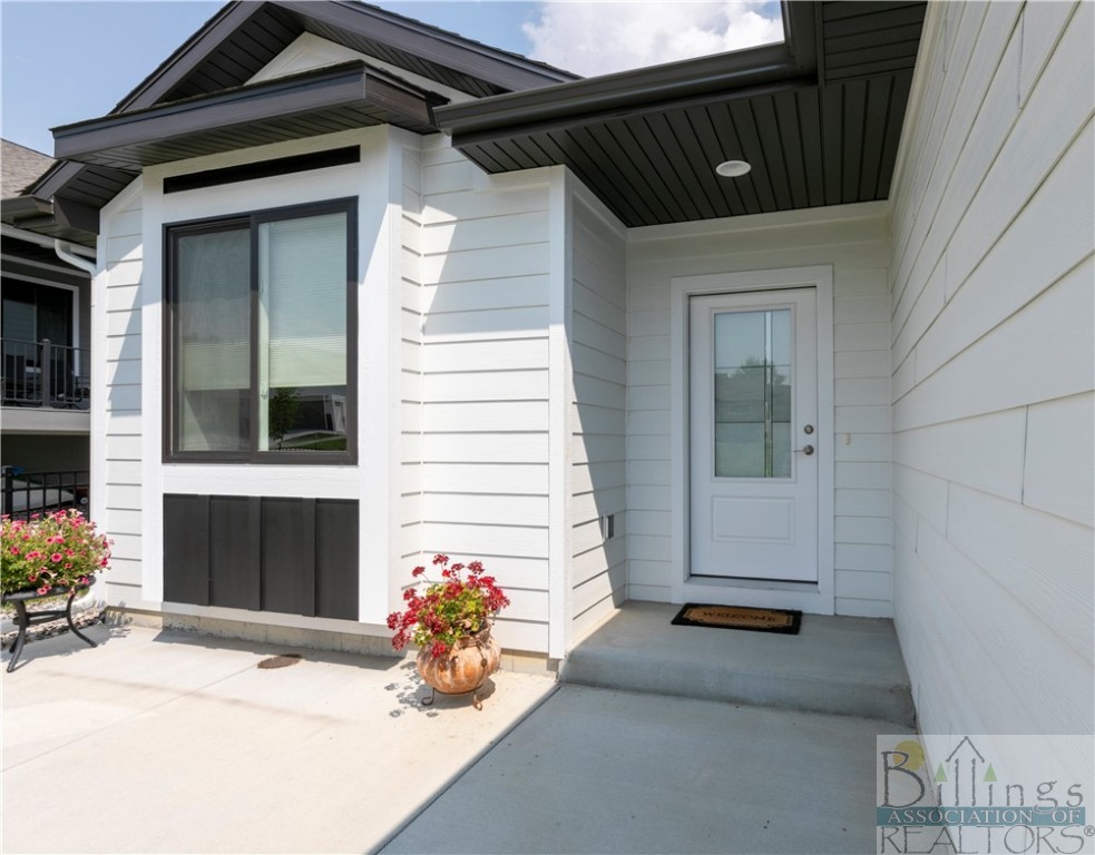 Billings, Montana 59106, United States, 3 Bedrooms Bedrooms, ,2 BathroomsBathrooms,Residential,Pending,51299