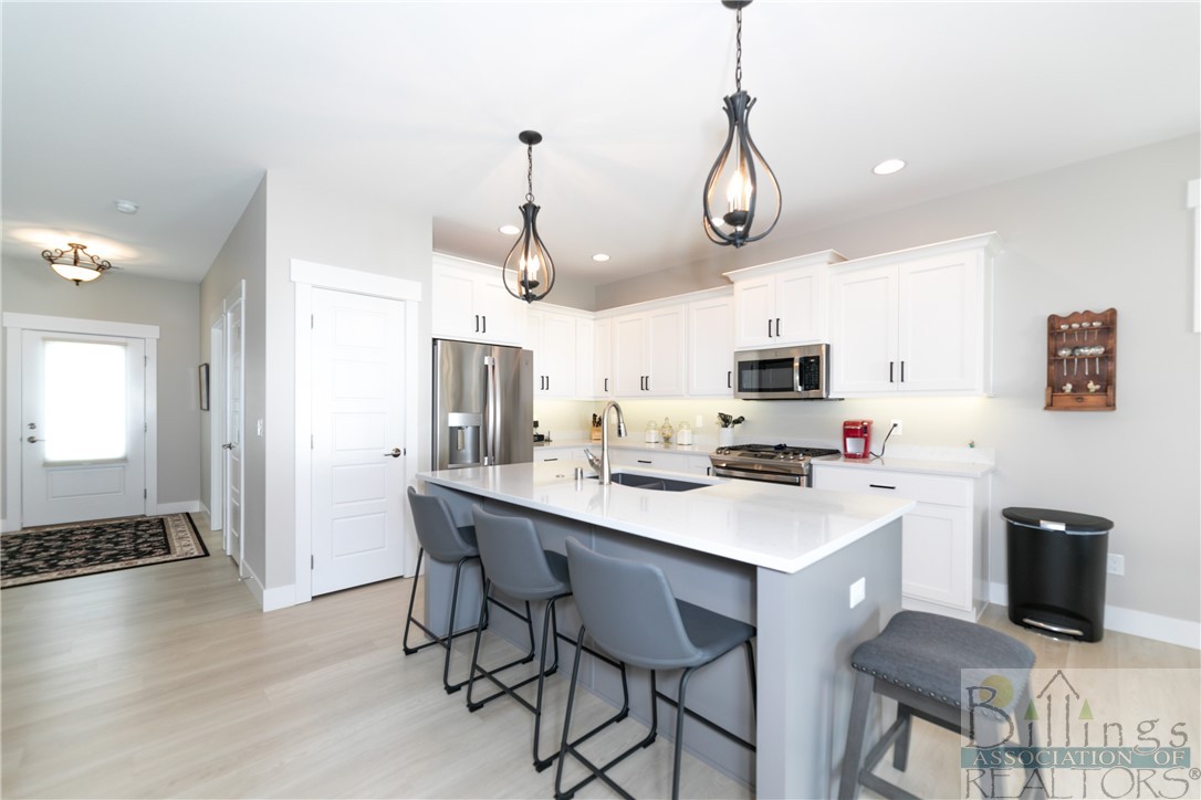 Billings, Montana 59106, United States, 3 Bedrooms Bedrooms, ,2 BathroomsBathrooms,Residential,Pending,51299