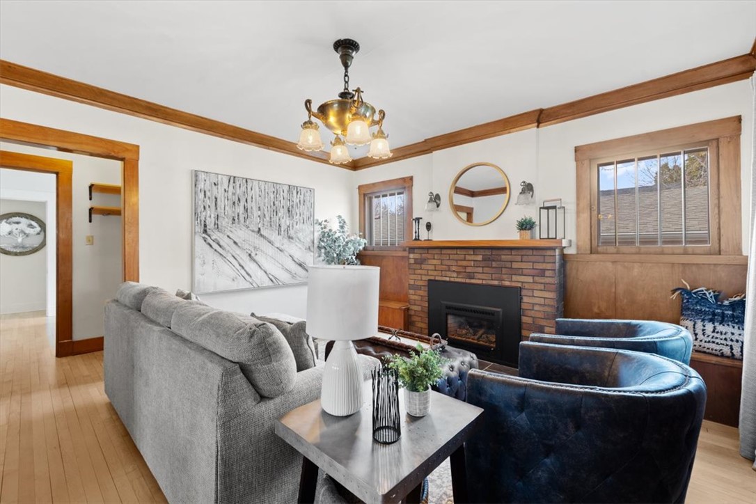 302 Burlington Avenue