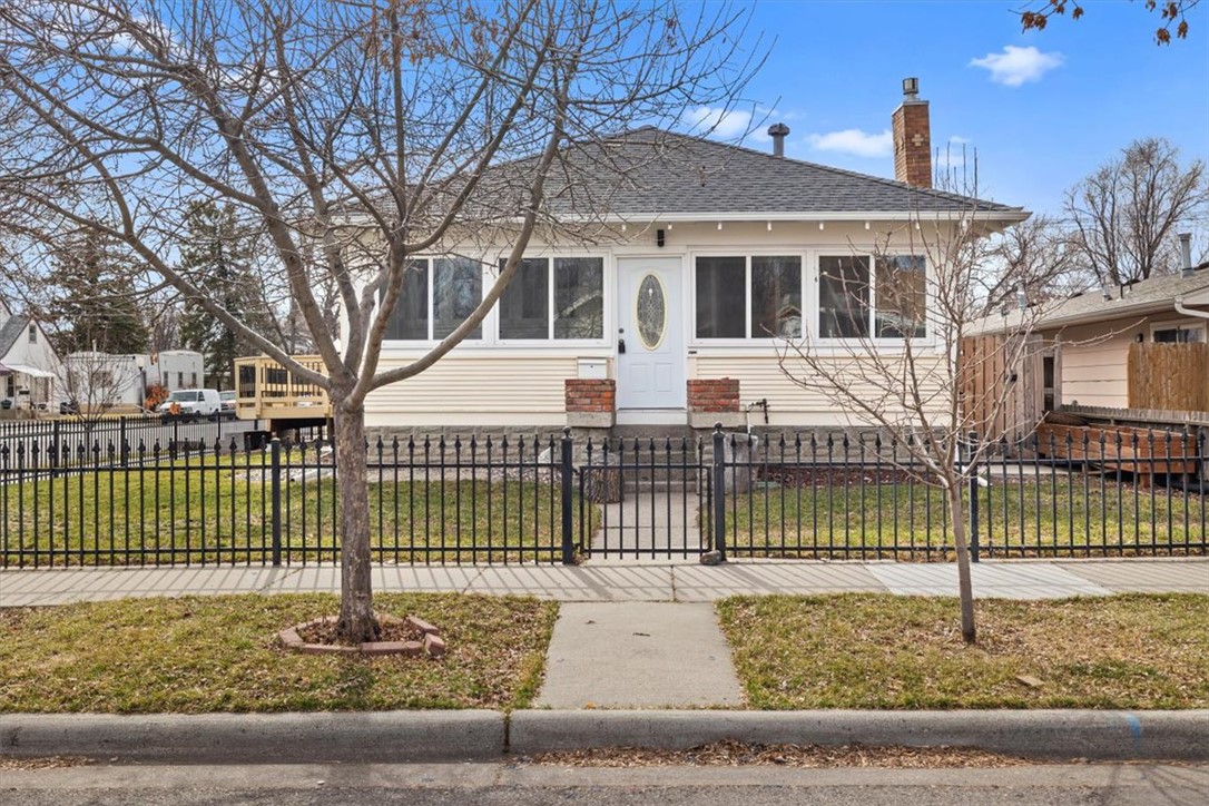 302 Burlington Avenue