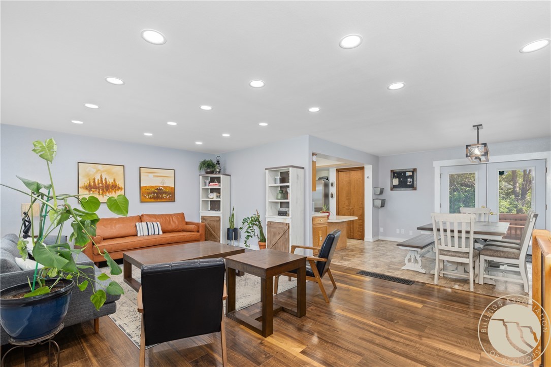 3442 Windmill Circle