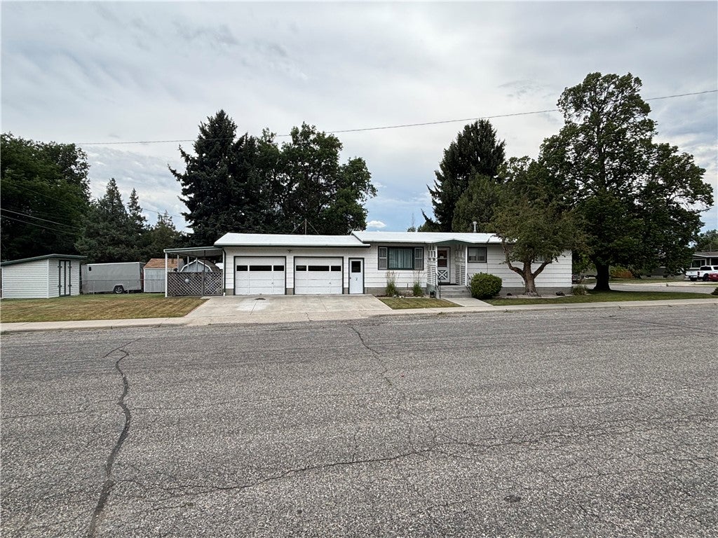 416 Mountain View Lane