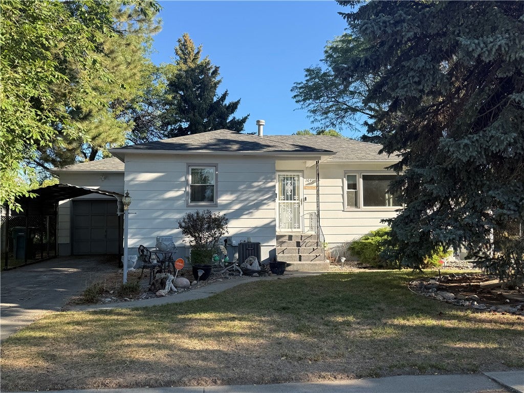1641 Custer Avenue