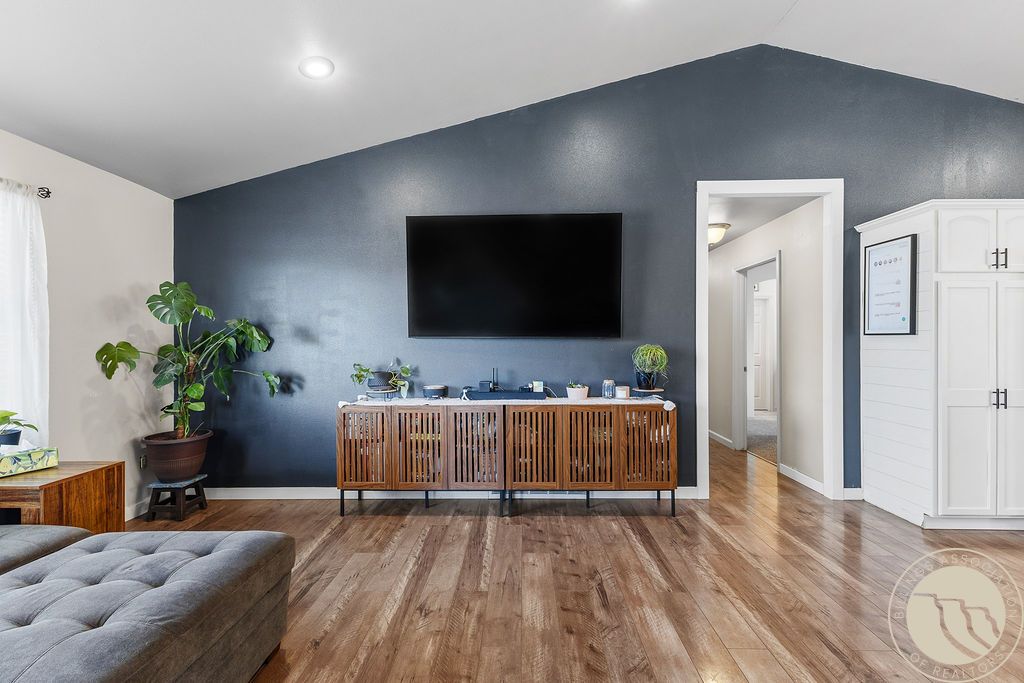 1605 Timber Wolf Trail