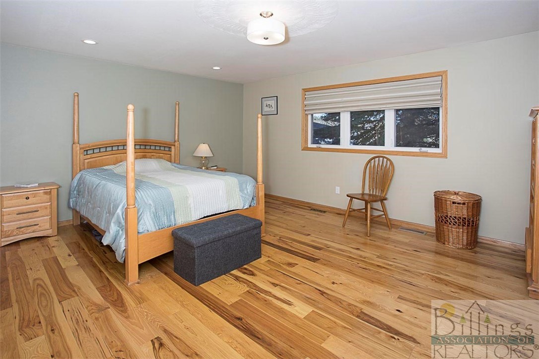 Billings, Montana 59101, United States, 4 Bedrooms Bedrooms, ,3 BathroomsBathrooms,Residential,Active,65316