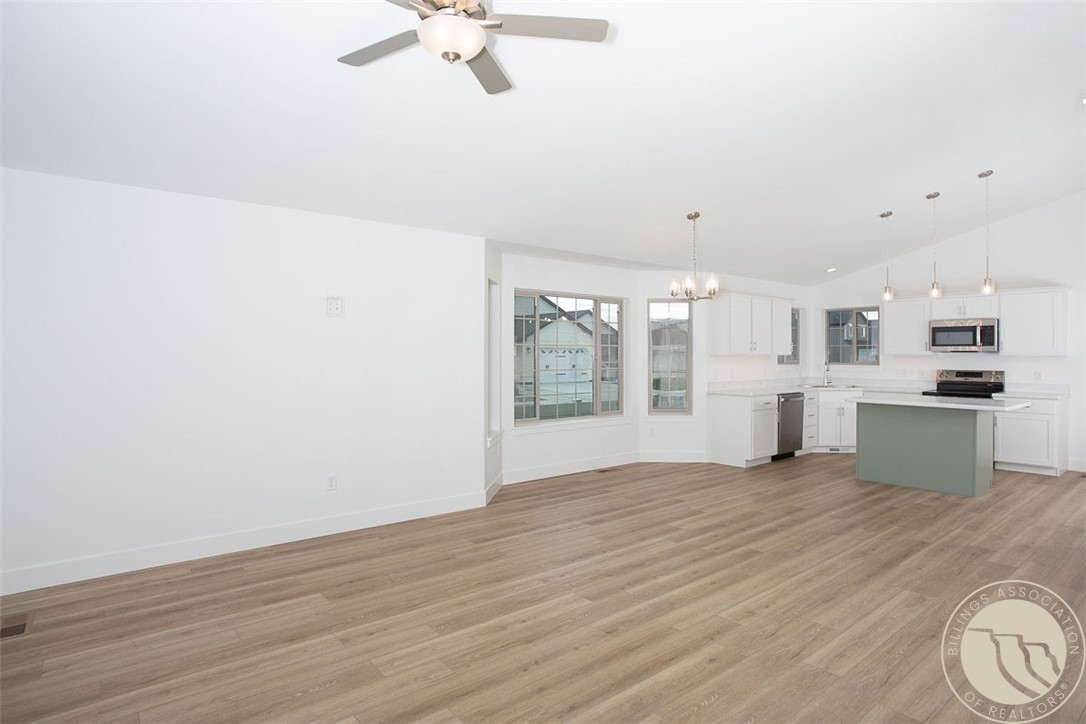 5718 Bear Track Trail