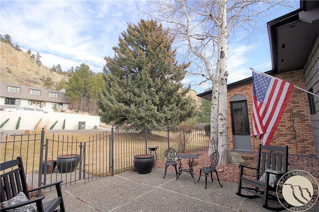 Photo of 2756 Gregory Drive N, Billings, MT 59102 (MLS # 357881)