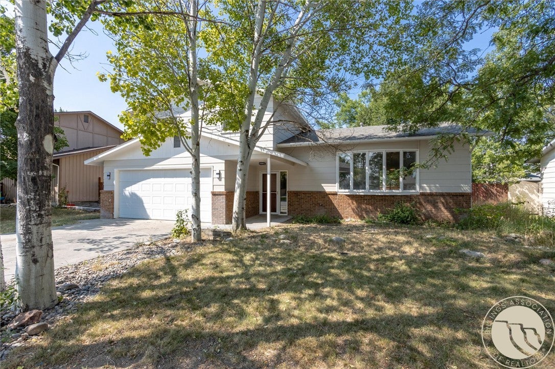 3101 Daffodil Drive S