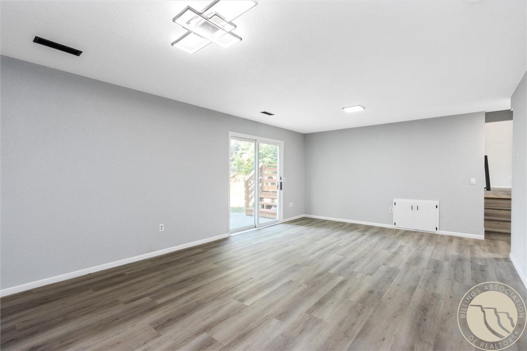 3101 Daffodil Drive S