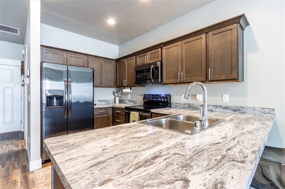 132 W Antelope Trail